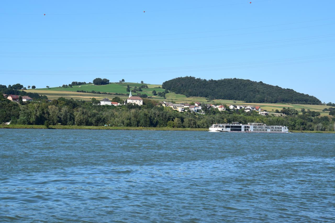 Gasthaus Donaublick Leiben Zewnętrze zdjęcie